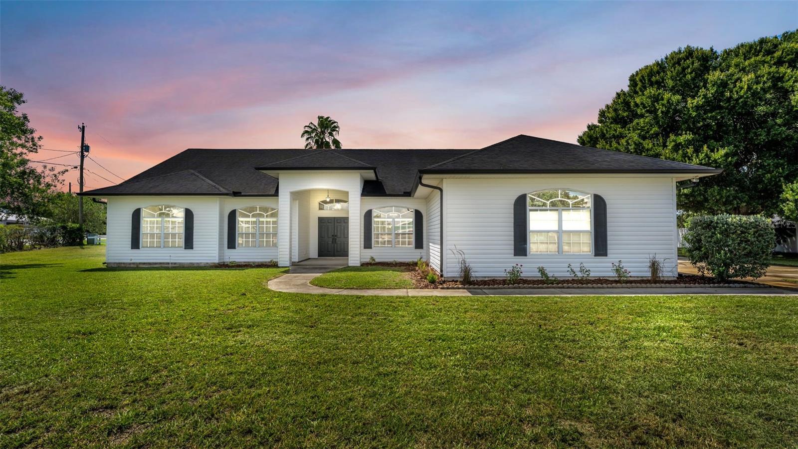 6604 WINTERSET GARDENS RD Property Photo 1