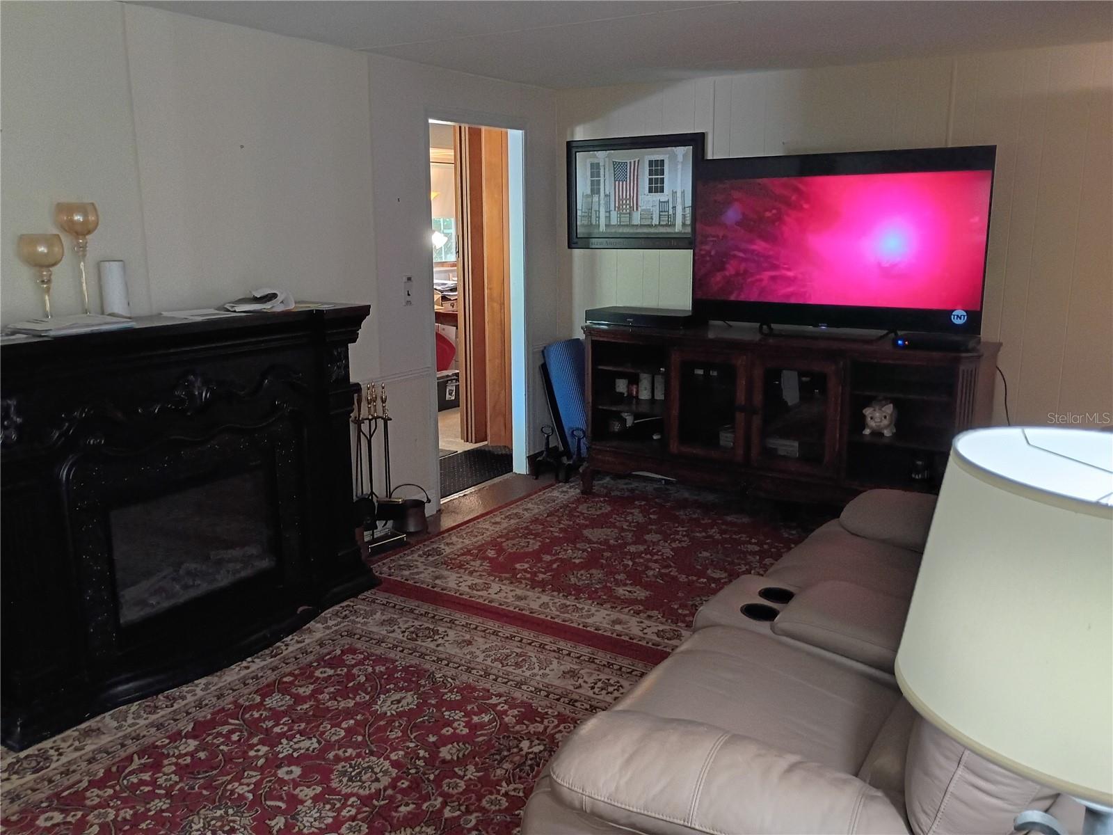 111 South Blvd E Property Photo 5