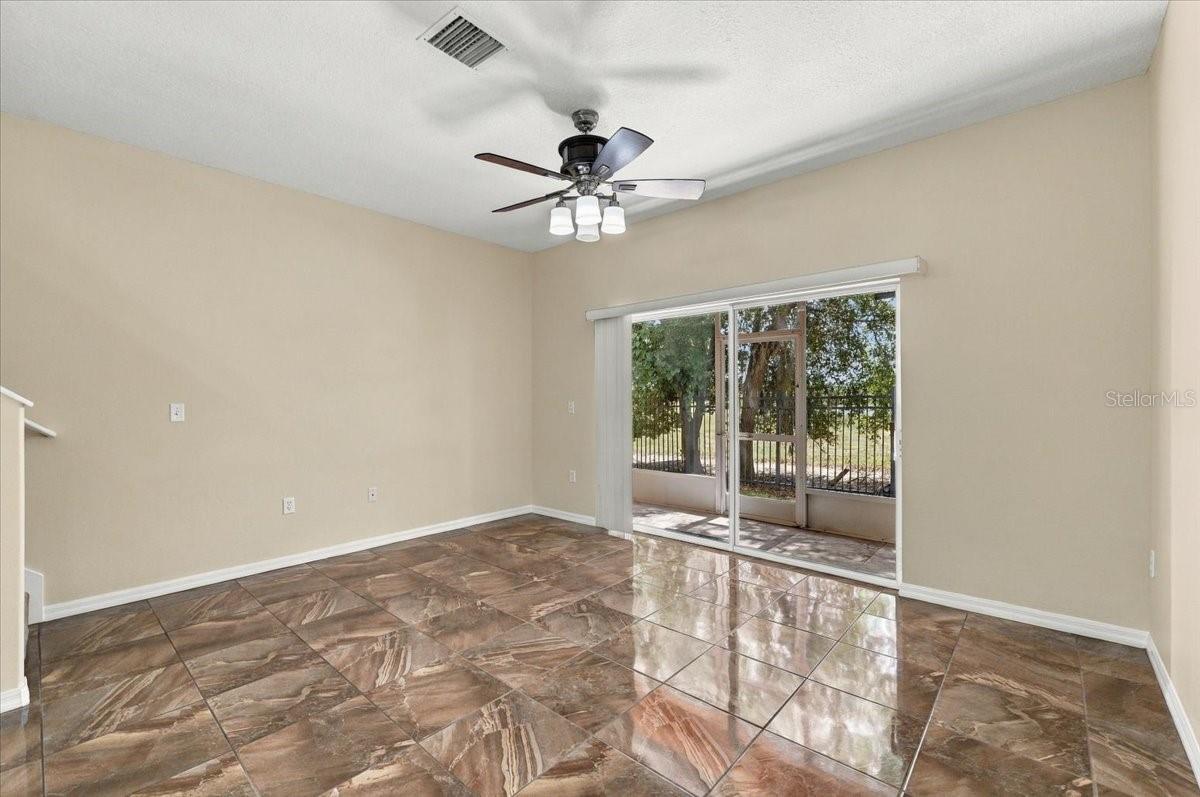 4189 Winding Vine Dr Property Photo 11