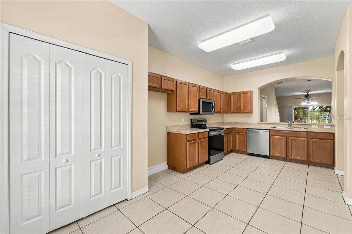 4189 Winding Vine Dr Property Photo 14