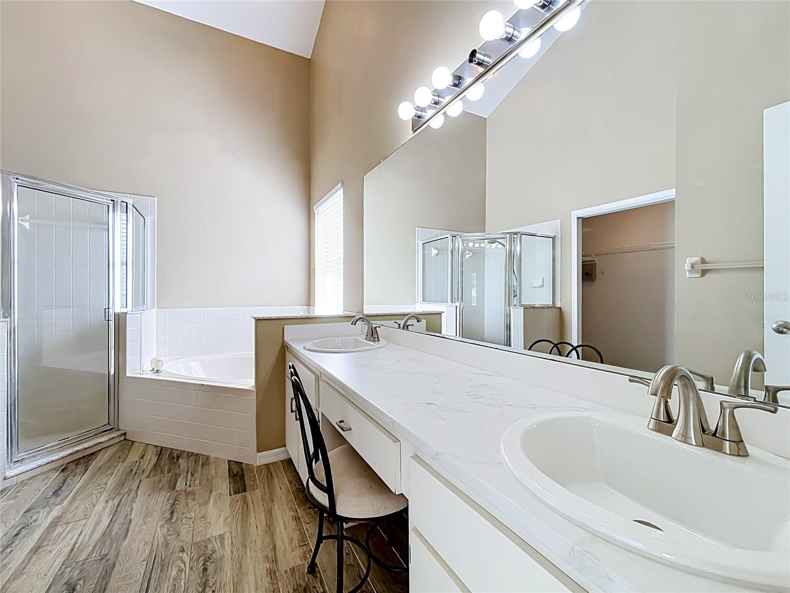 5645 Loma Vista Ct Property Photo 25