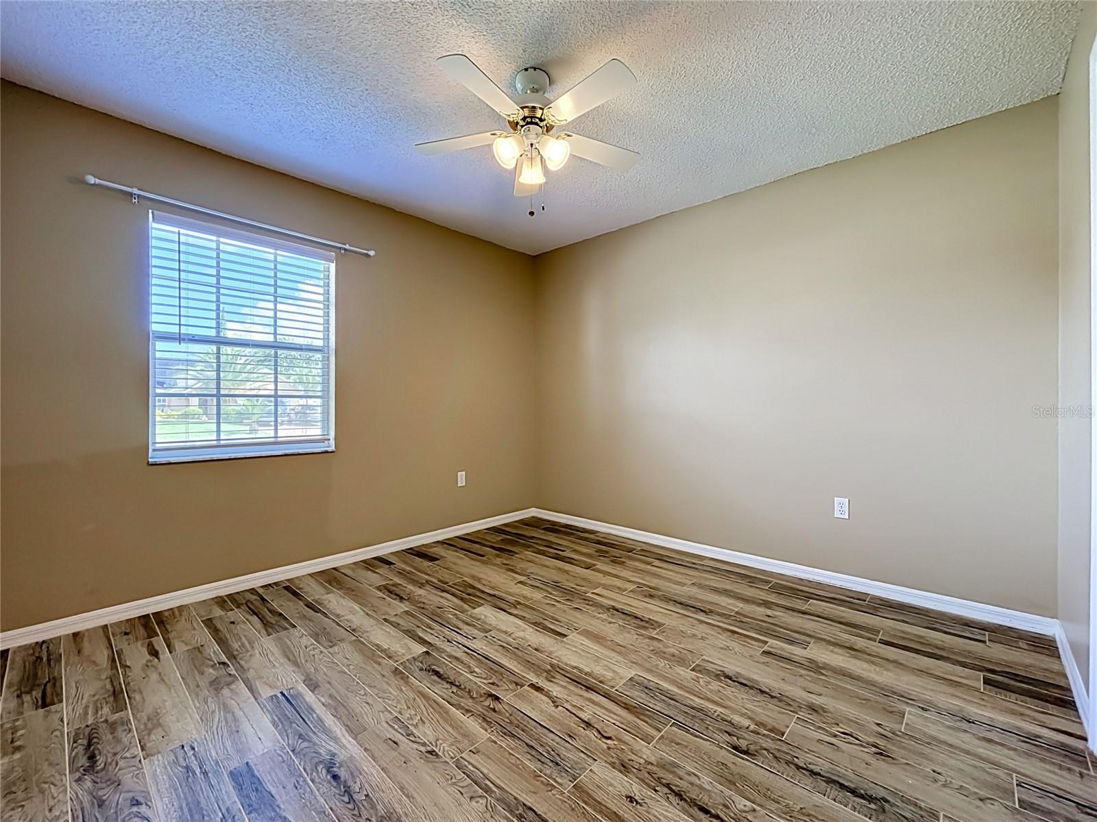 5645 Loma Vista Ct Property Photo 33