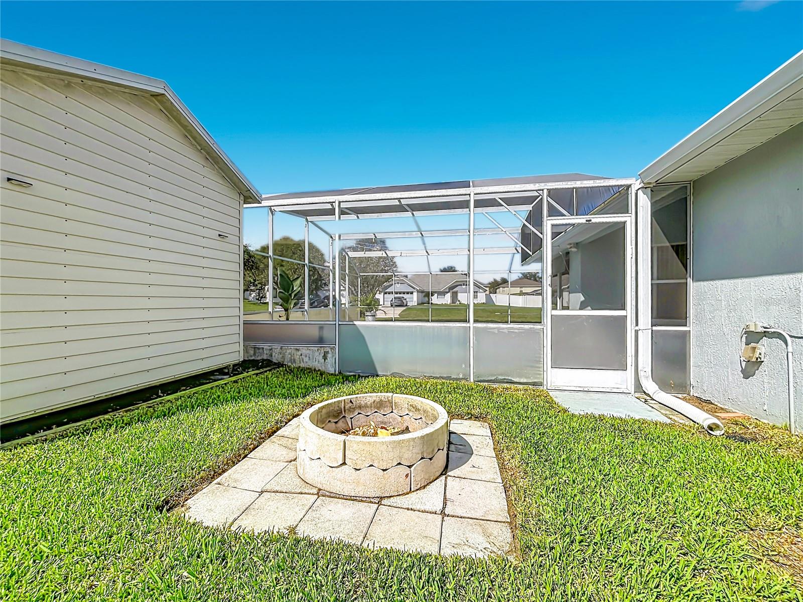 5645 Loma Vista Ct Property Photo 49