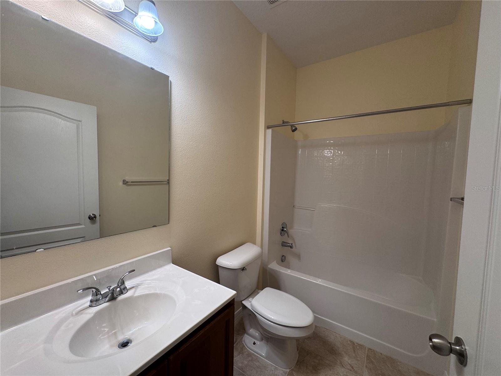 1013 Evans Loop Property Photo 7