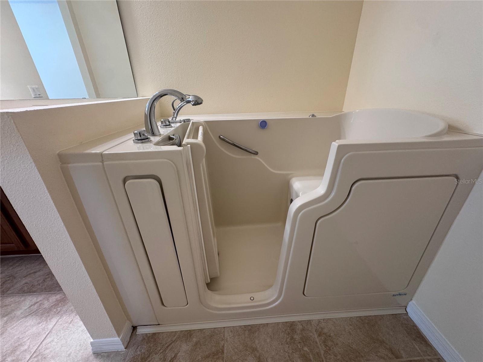 1013 Evans Loop Property Photo 20