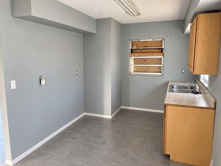 334 Jewell St Property Photo 3
