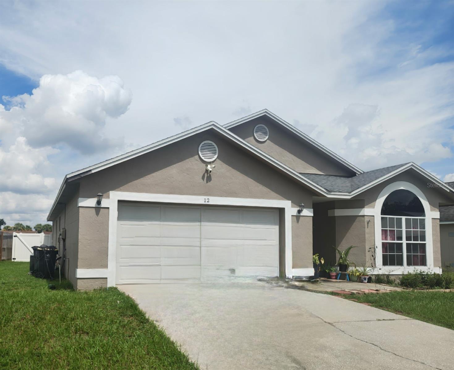 12 Saint Kitts Cir Property Photo 6
