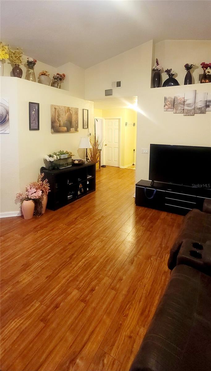 12 Saint Kitts Cir Property Photo 10