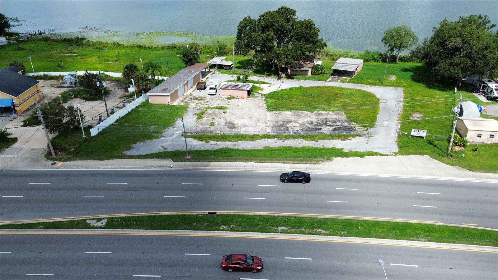 1410 Us Highway 92 W Property Photo 1