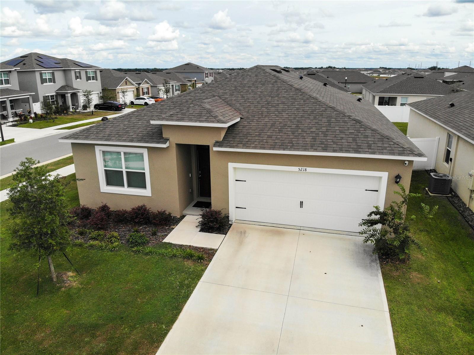 5218 Orchard Oriole Loop Property Photo 1