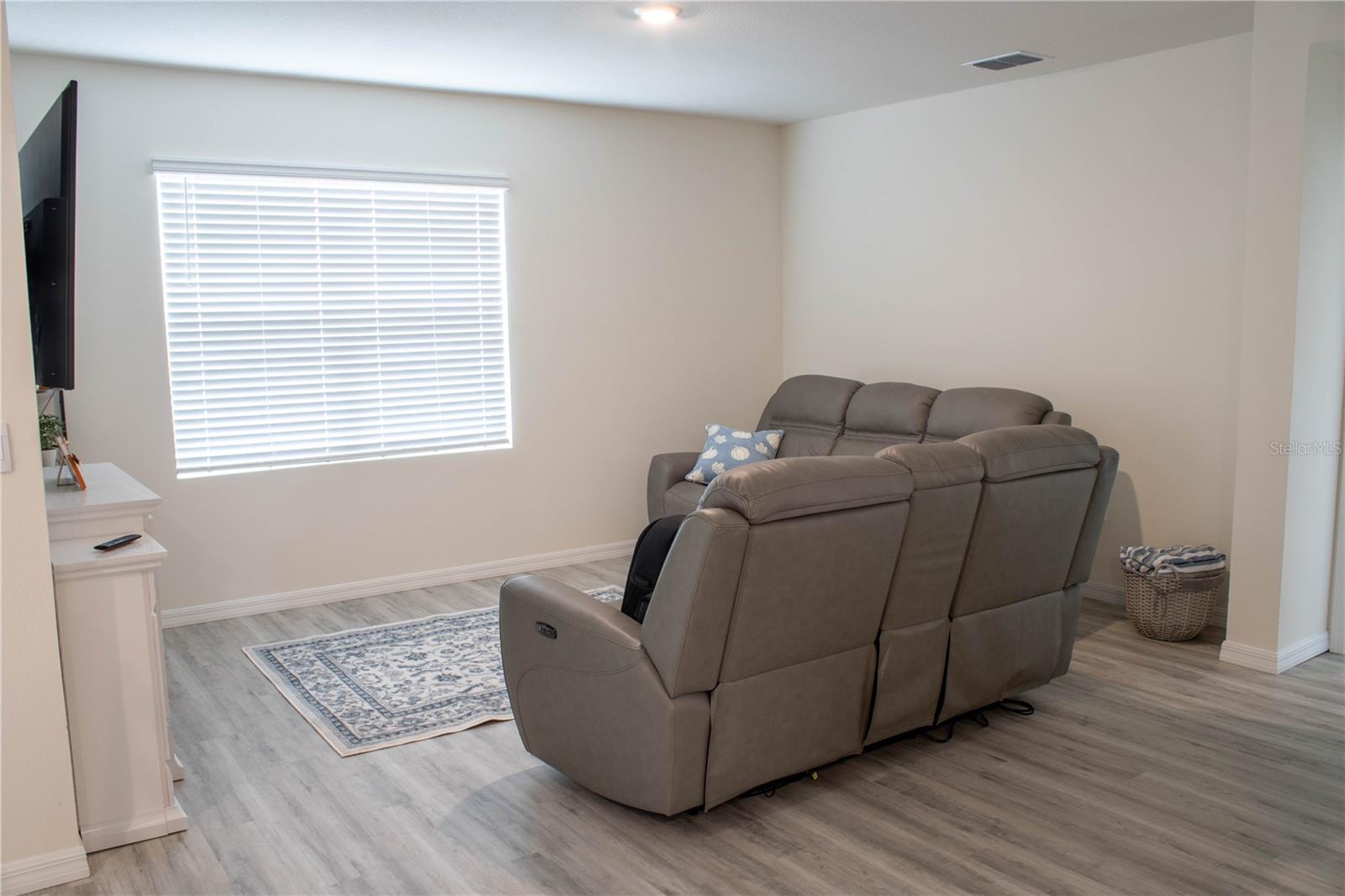 5218 Orchard Oriole Loop Property Photo 14