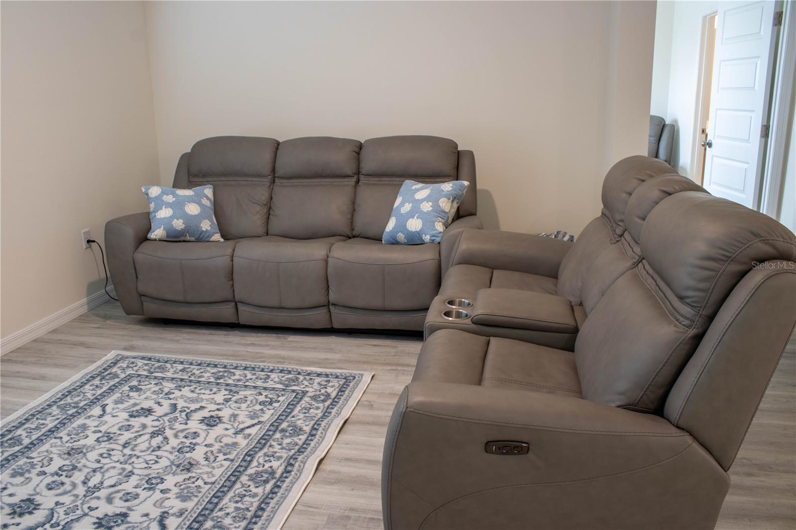 5218 Orchard Oriole Loop Property Photo 15