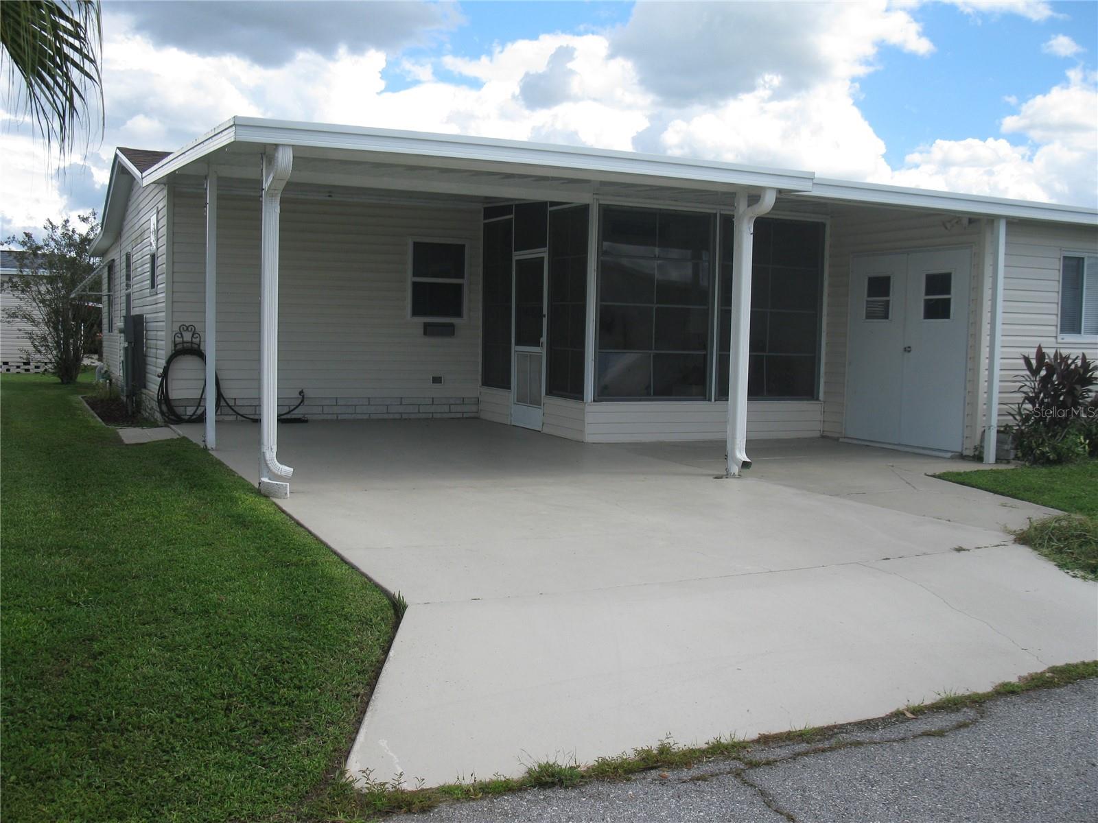 386 TOWNBRIDGE DR Property Photo 1