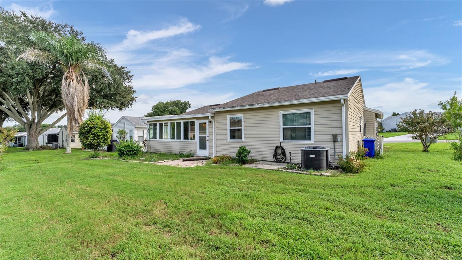 6109 Kittiwake Dr Property Photo 8