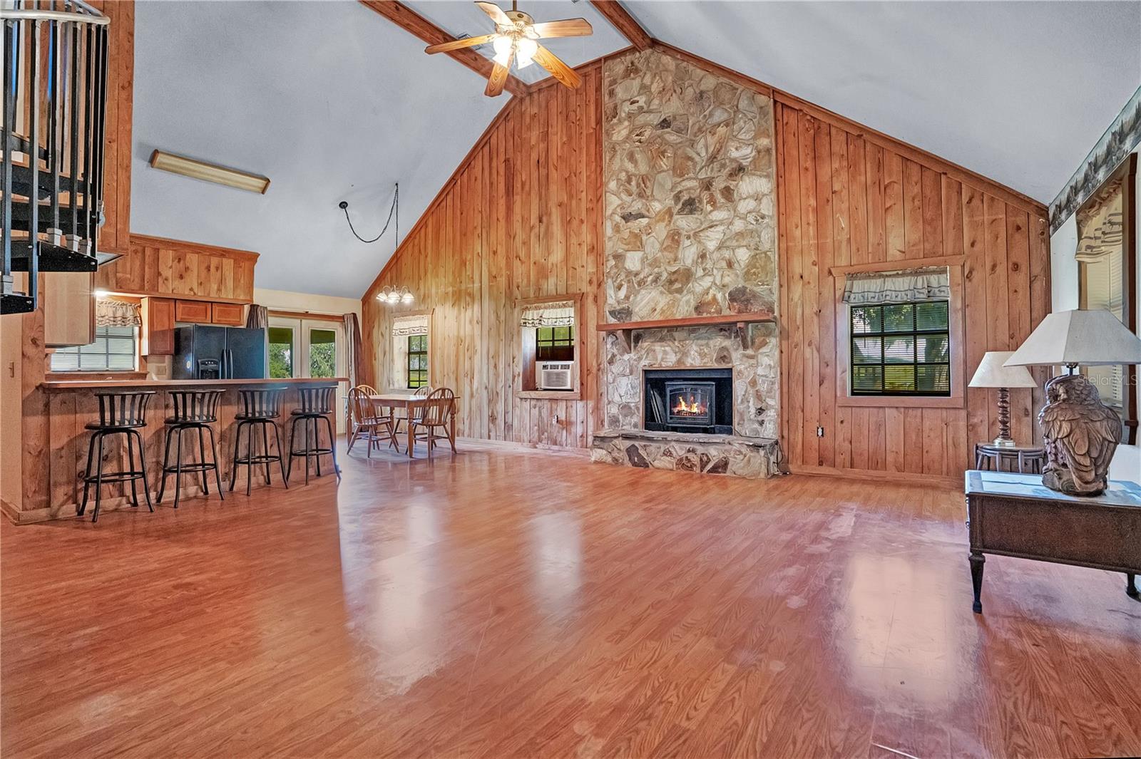 454 Resthaven Rd Property Photo 8