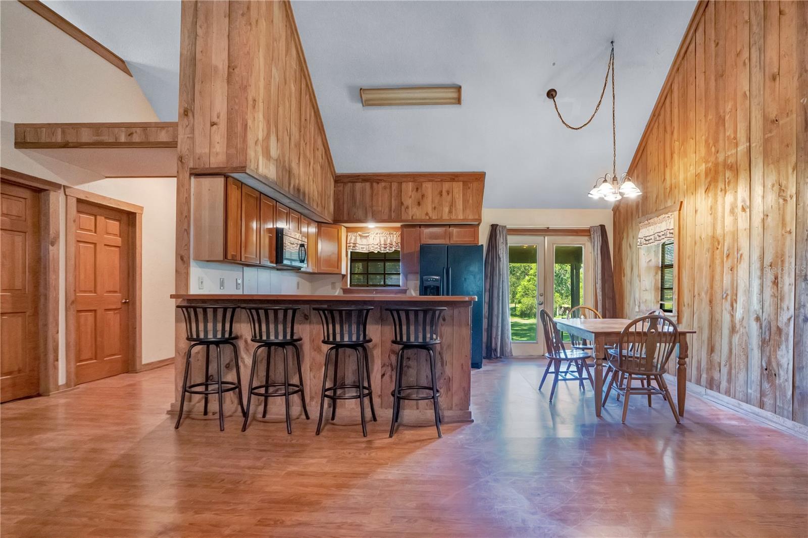 454 Resthaven Rd Property Photo 10