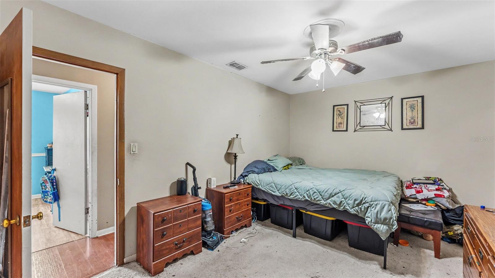 950 E Lake Dr Property Photo 17