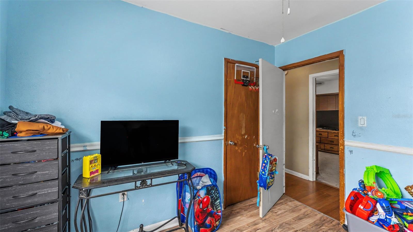 950 E Lake Dr Property Photo 19