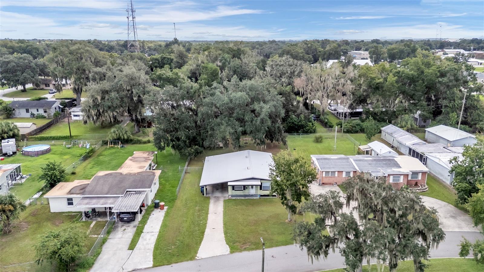 950 E Lake Dr Property Photo 35