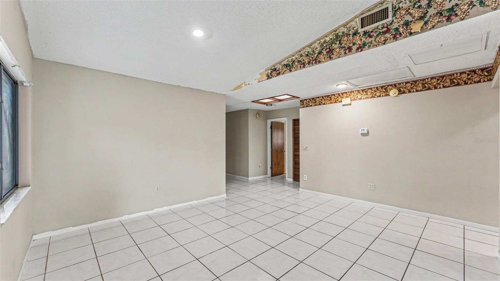 842 Rockingham Rd Property Photo 7