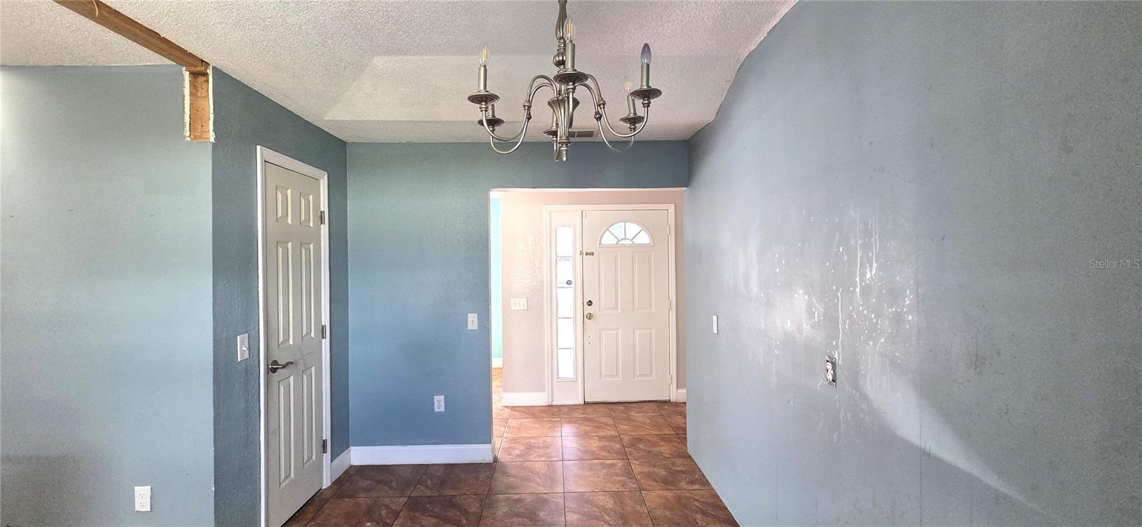6012 Lake Ruth Dr E Property Photo 7