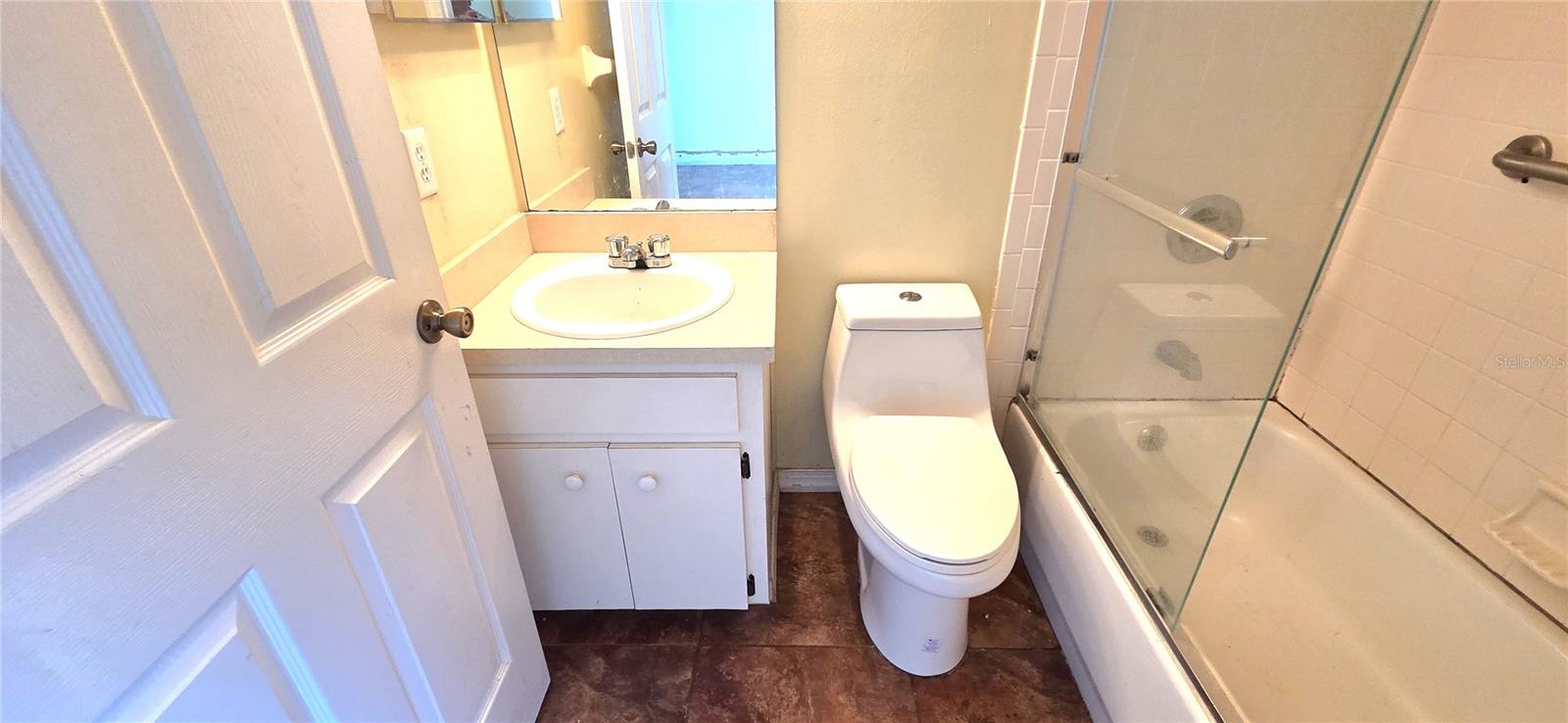 6012 Lake Ruth Dr E Property Photo 20