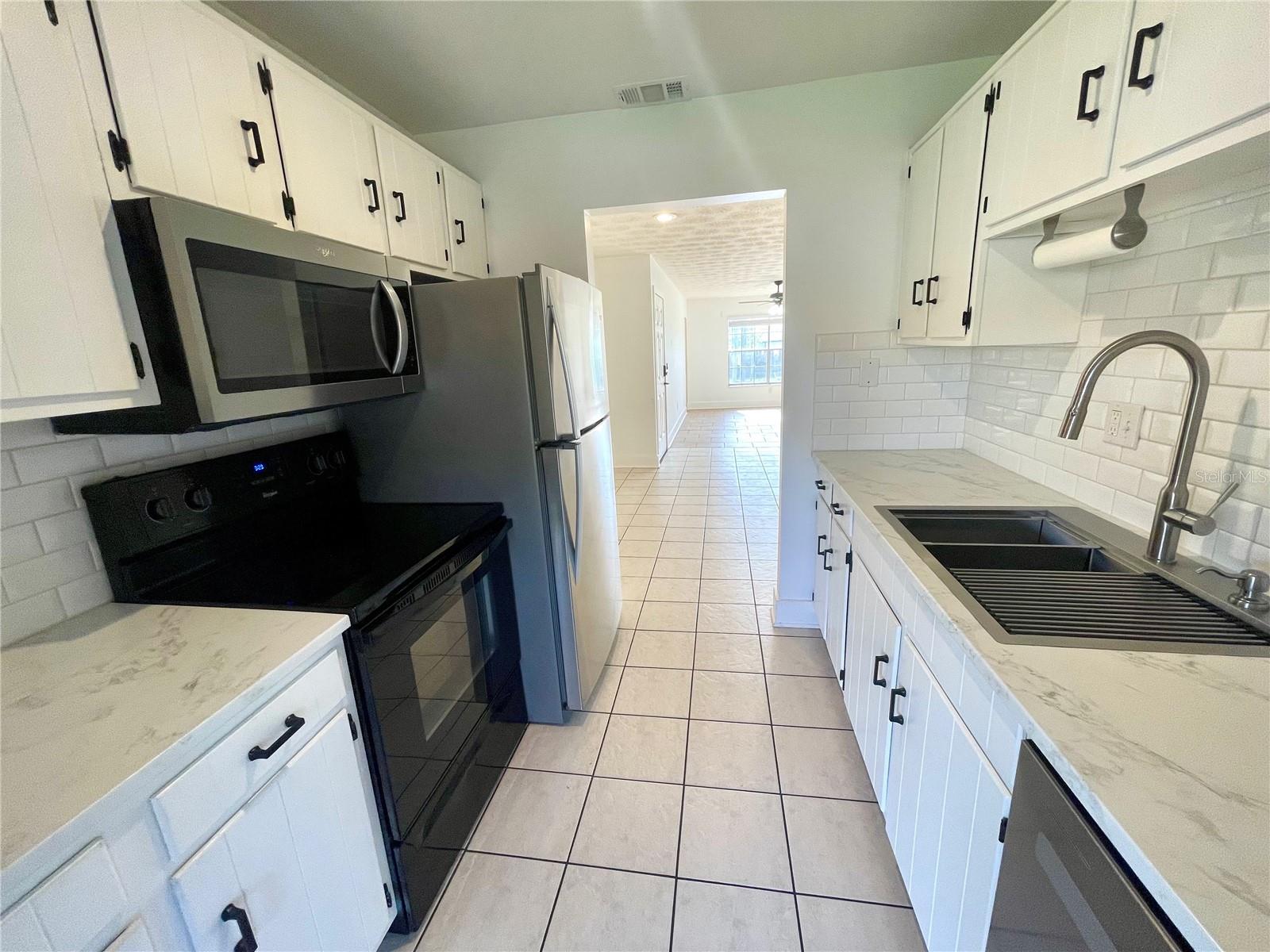 5301 Hansel Ave #a16 Property Photo 3