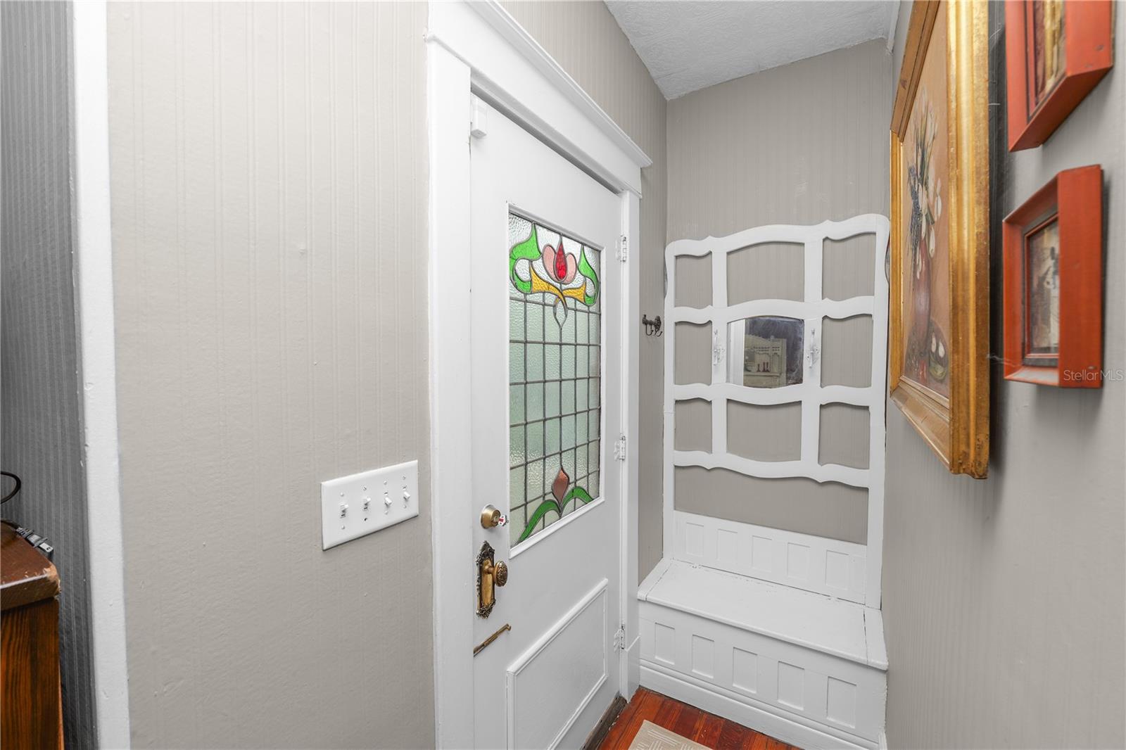 655 S Wilson Ave Property Photo 8