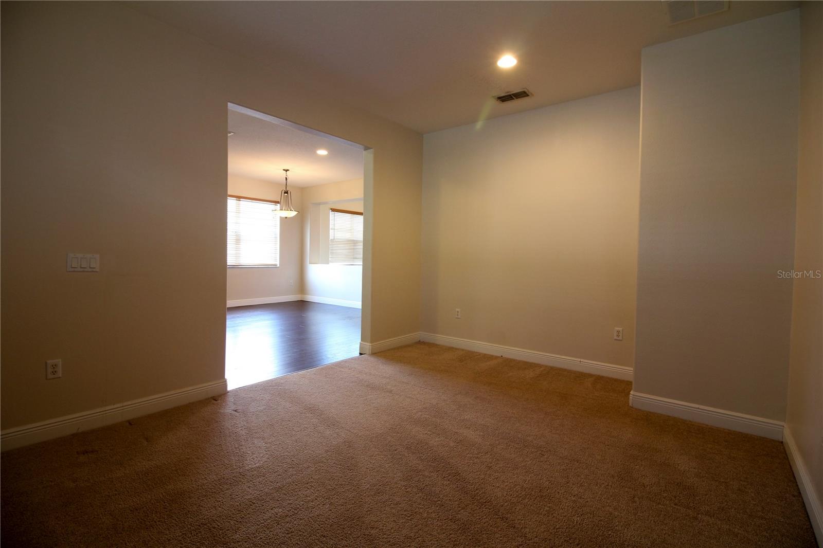 2425 Winnipeg Dr Property Photo 10