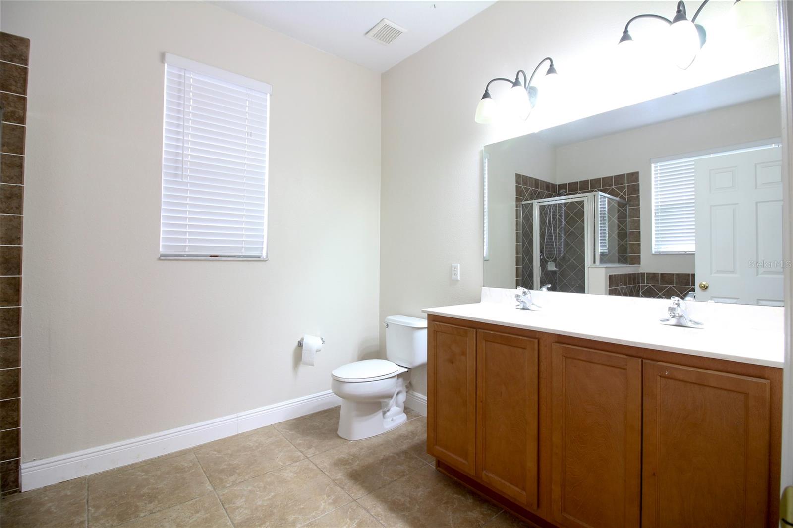 2425 Winnipeg Dr Property Photo 23