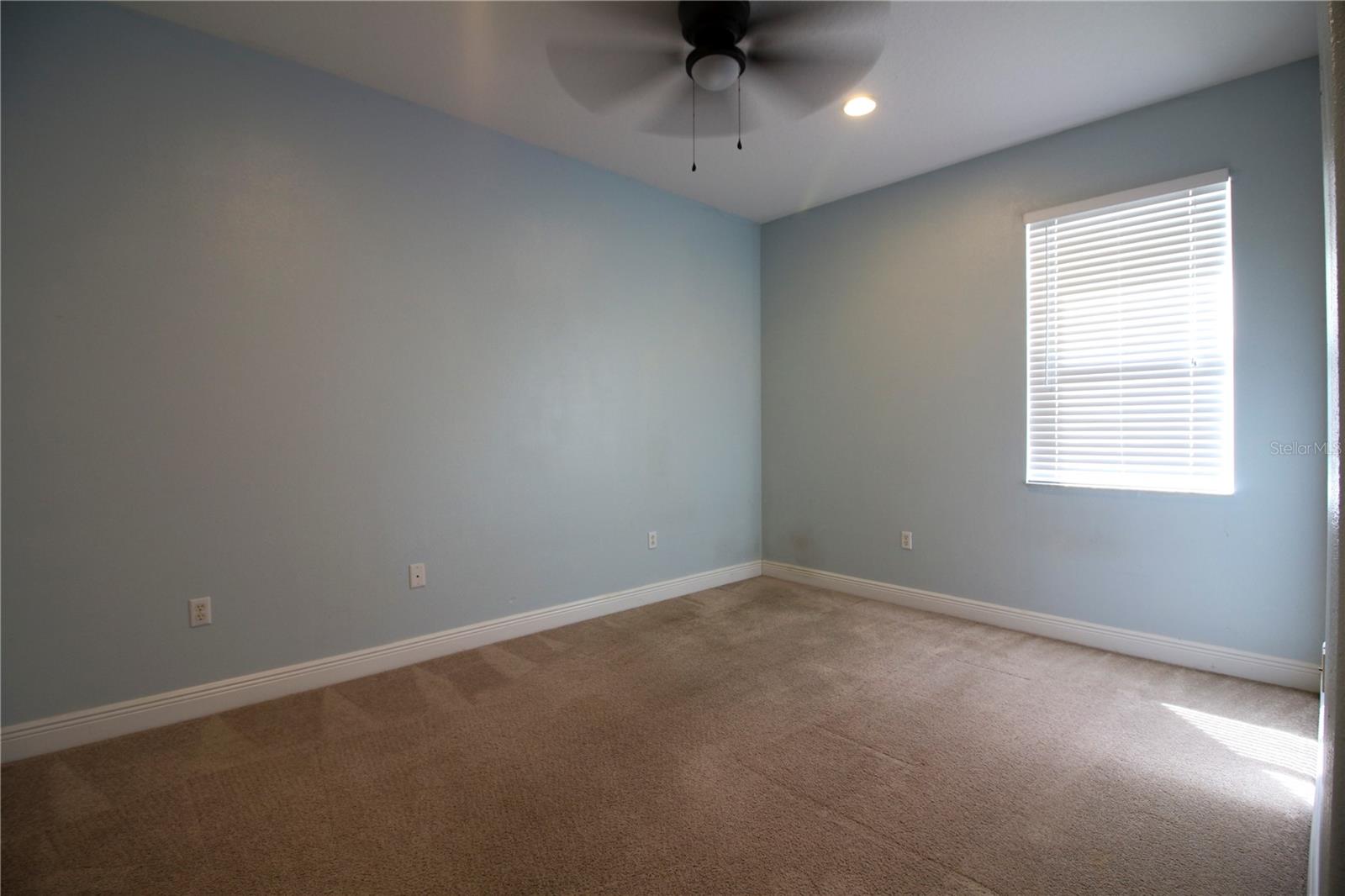 2425 Winnipeg Dr Property Photo 27