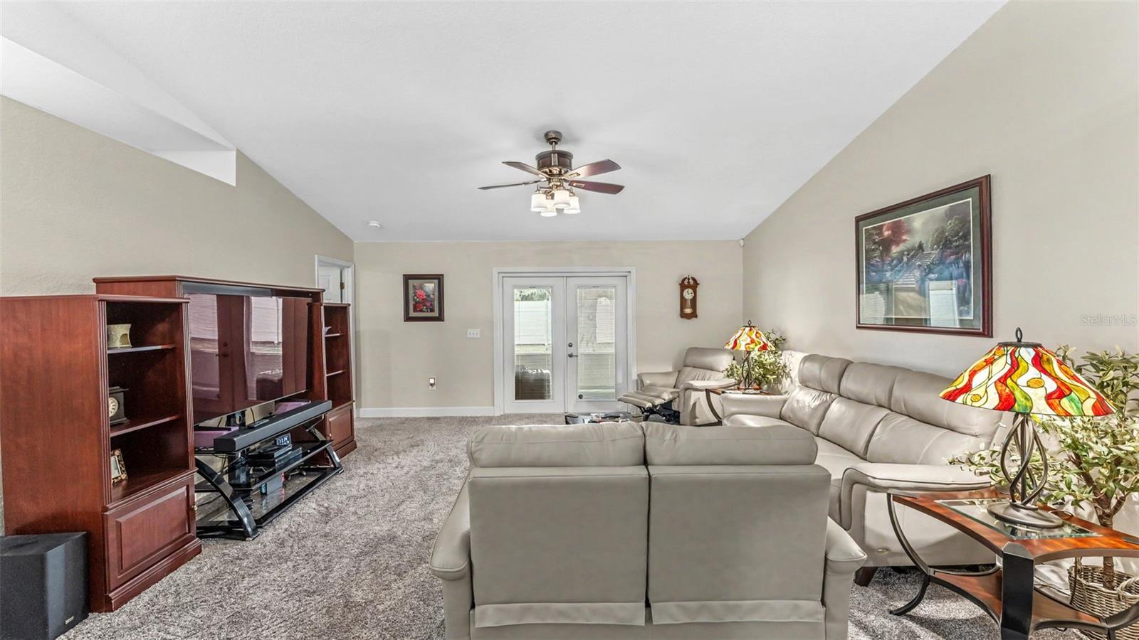 6816 Shepherd Oaks Rd Property Photo 5