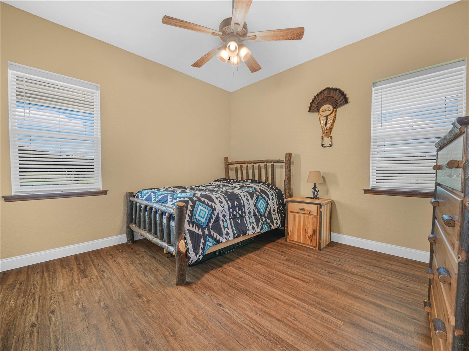 15155 Rockridge Rd Property Photo 23