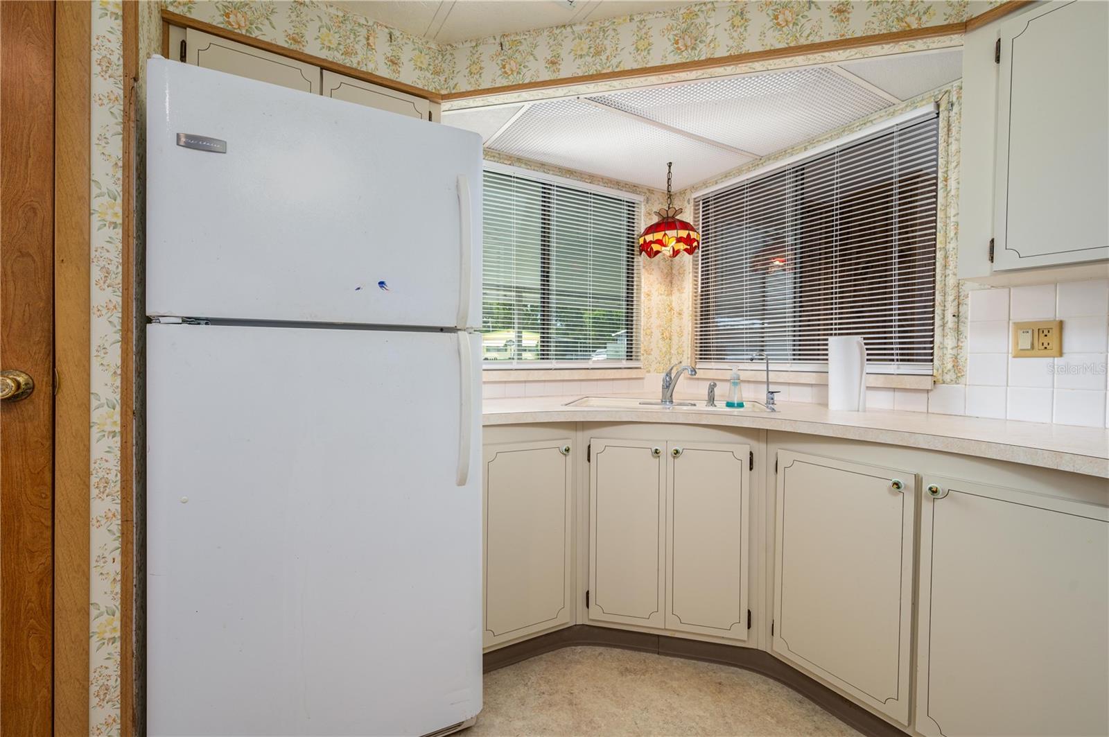 528 Skyline Dr W Property Photo 5