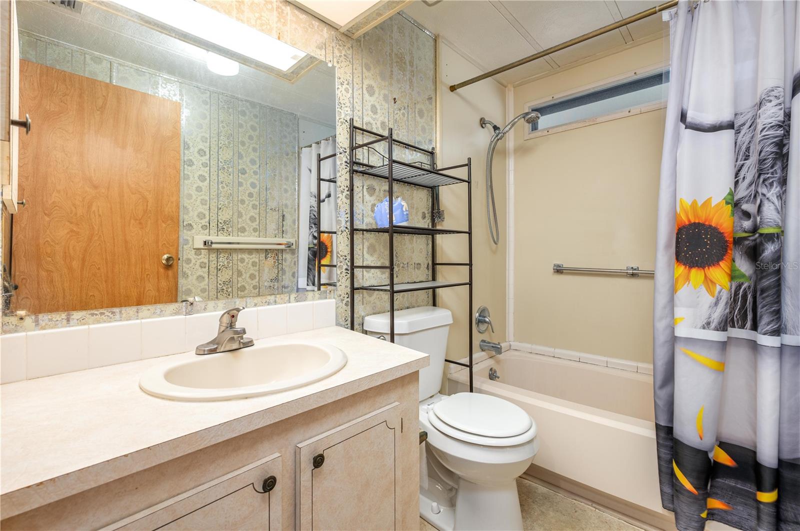 528 Skyline Dr W Property Photo 19