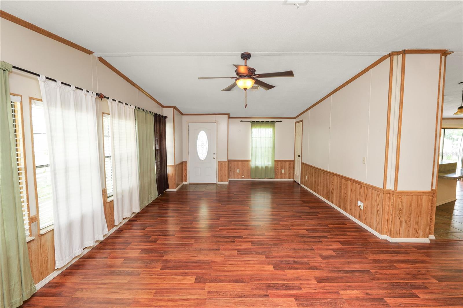 2082 Thelma Dr Property Photo 22