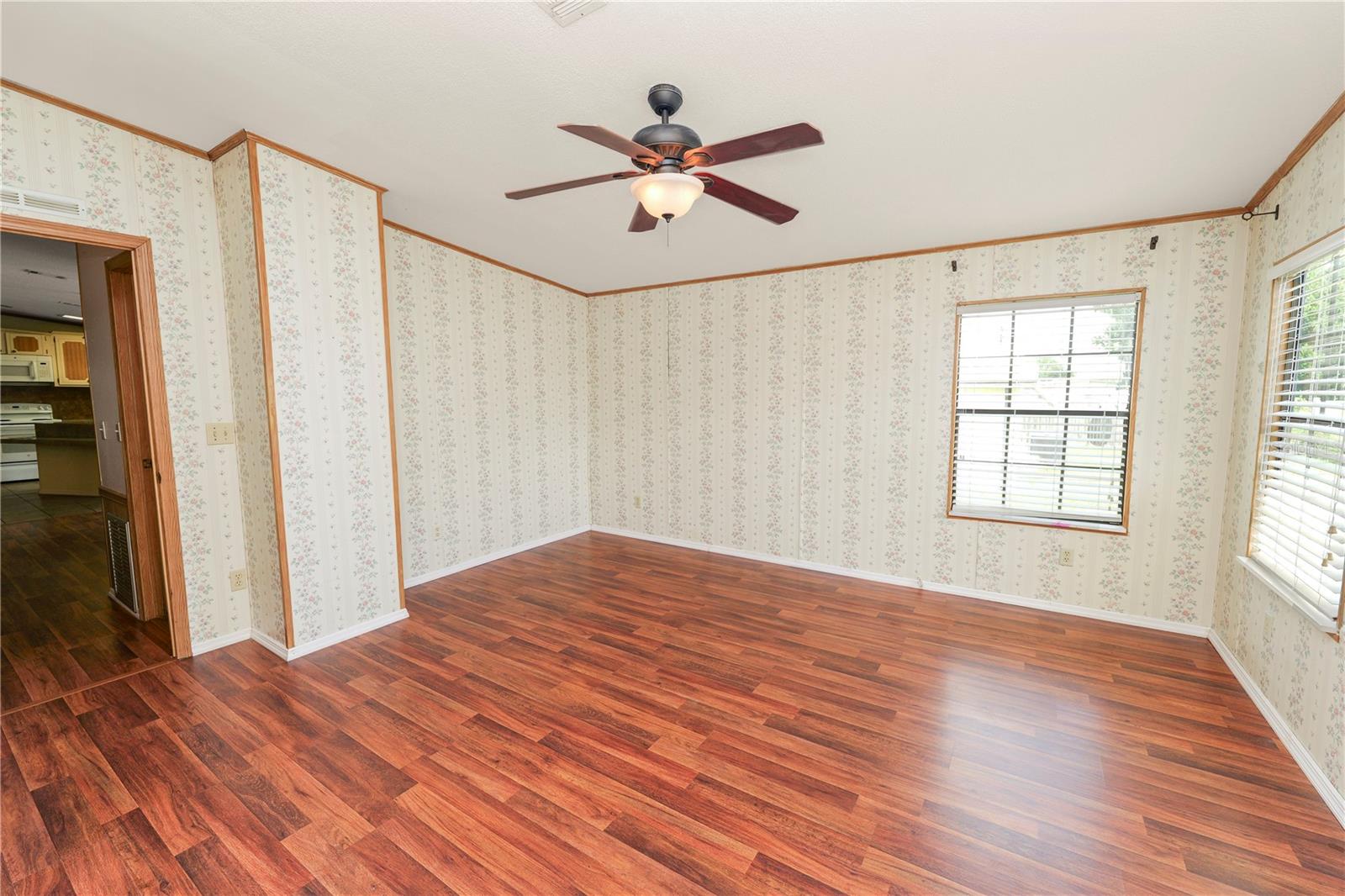 2082 Thelma Dr Property Photo 25