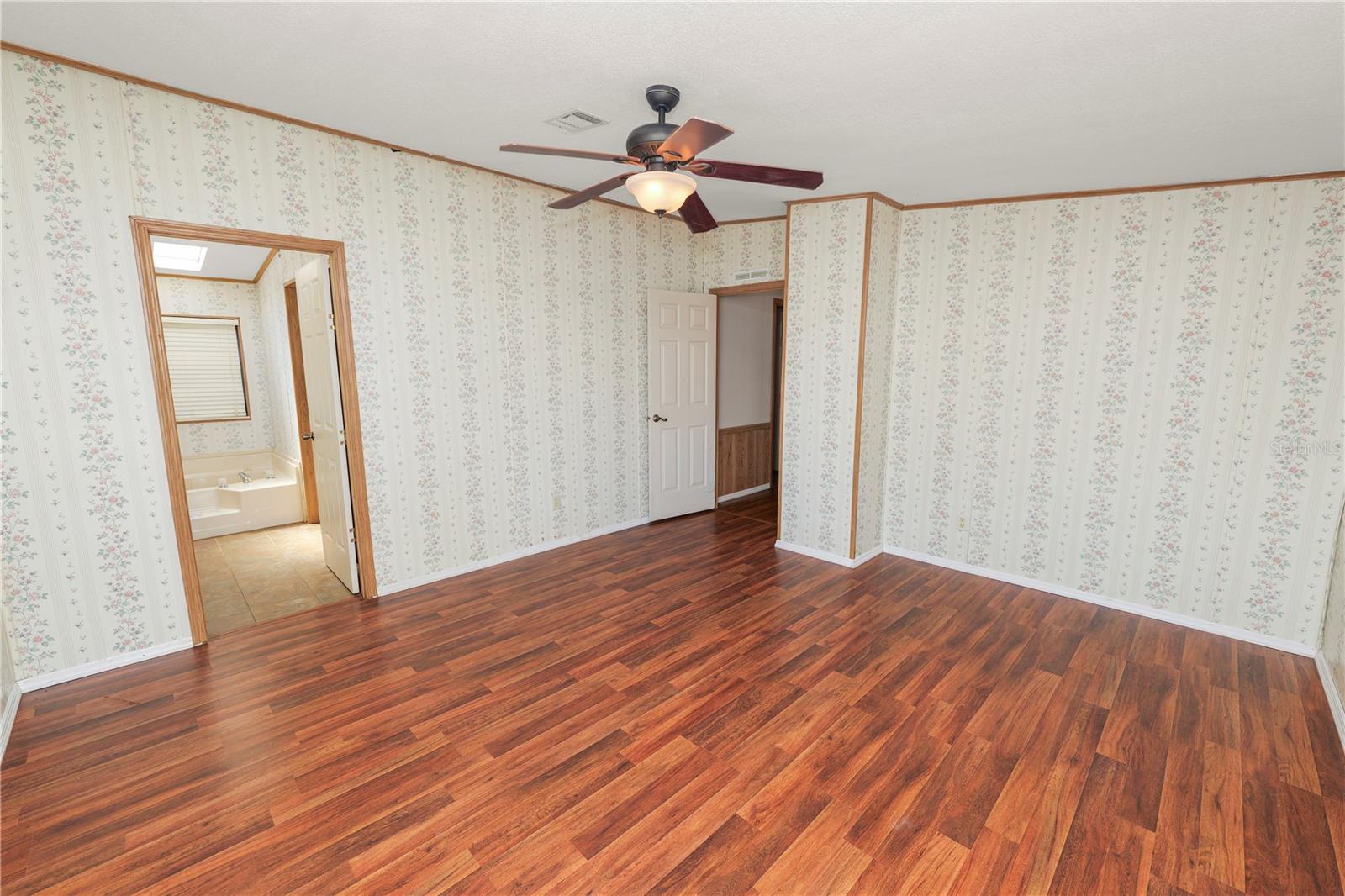 2082 Thelma Dr Property Photo 26