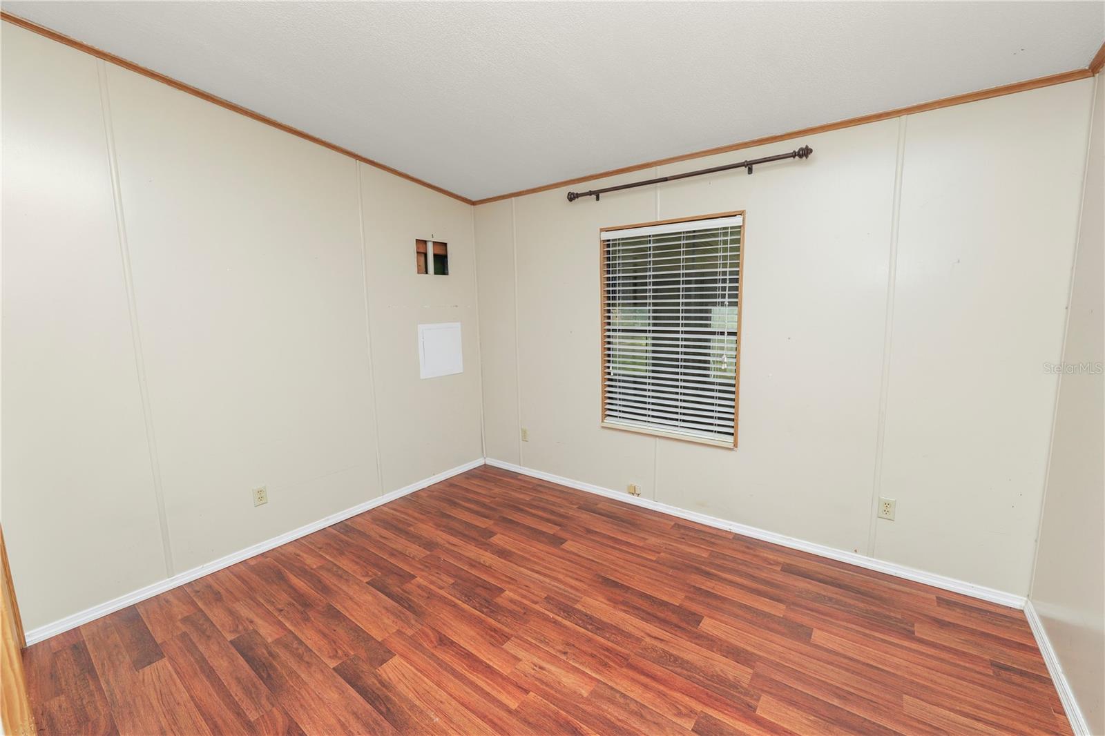 2082 Thelma Dr Property Photo 29