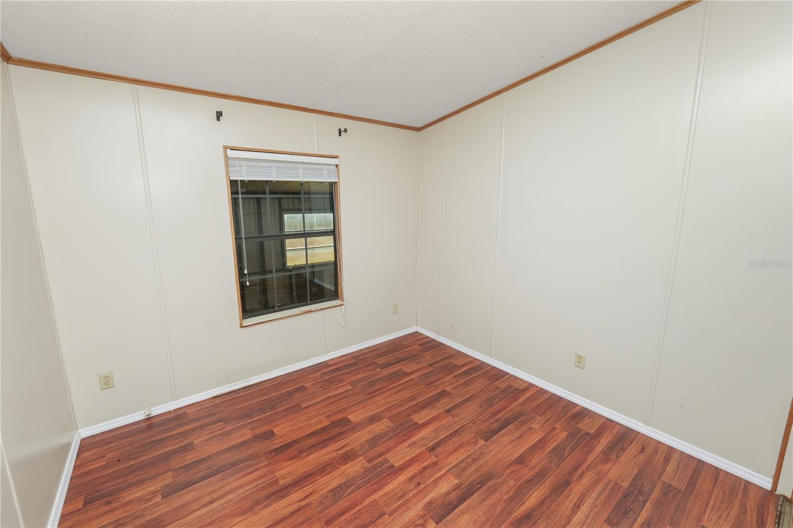 2082 Thelma Dr Property Photo 31