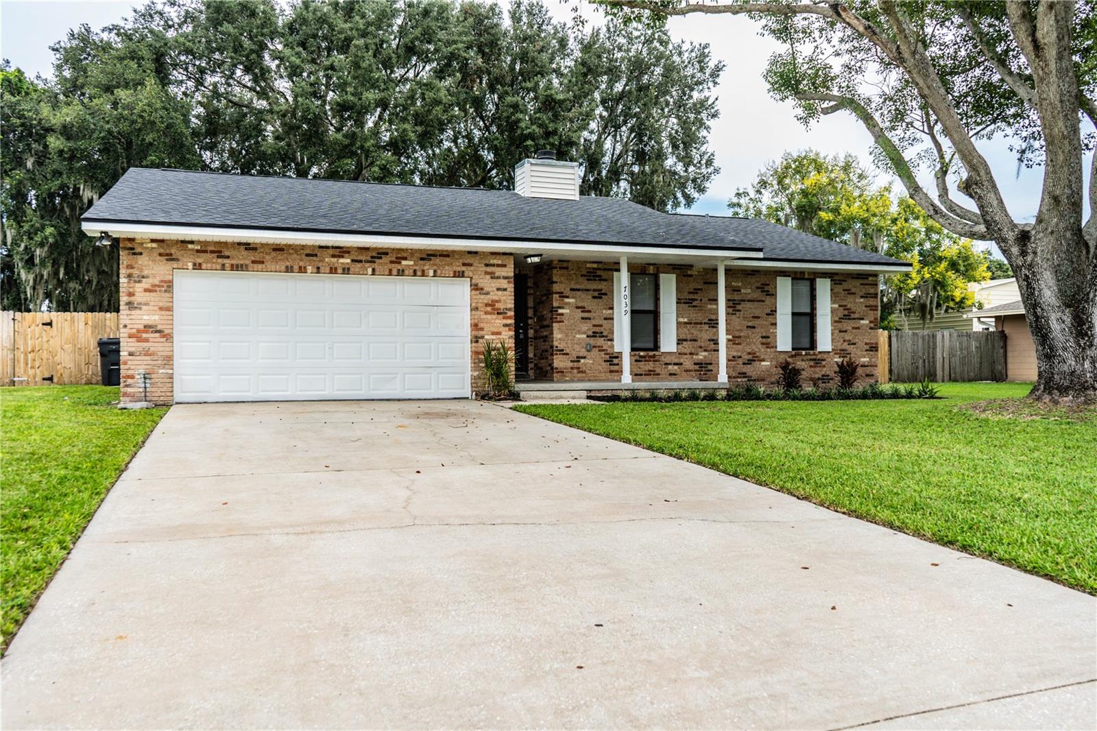 7039 Sheffield Dr Property Photo 1