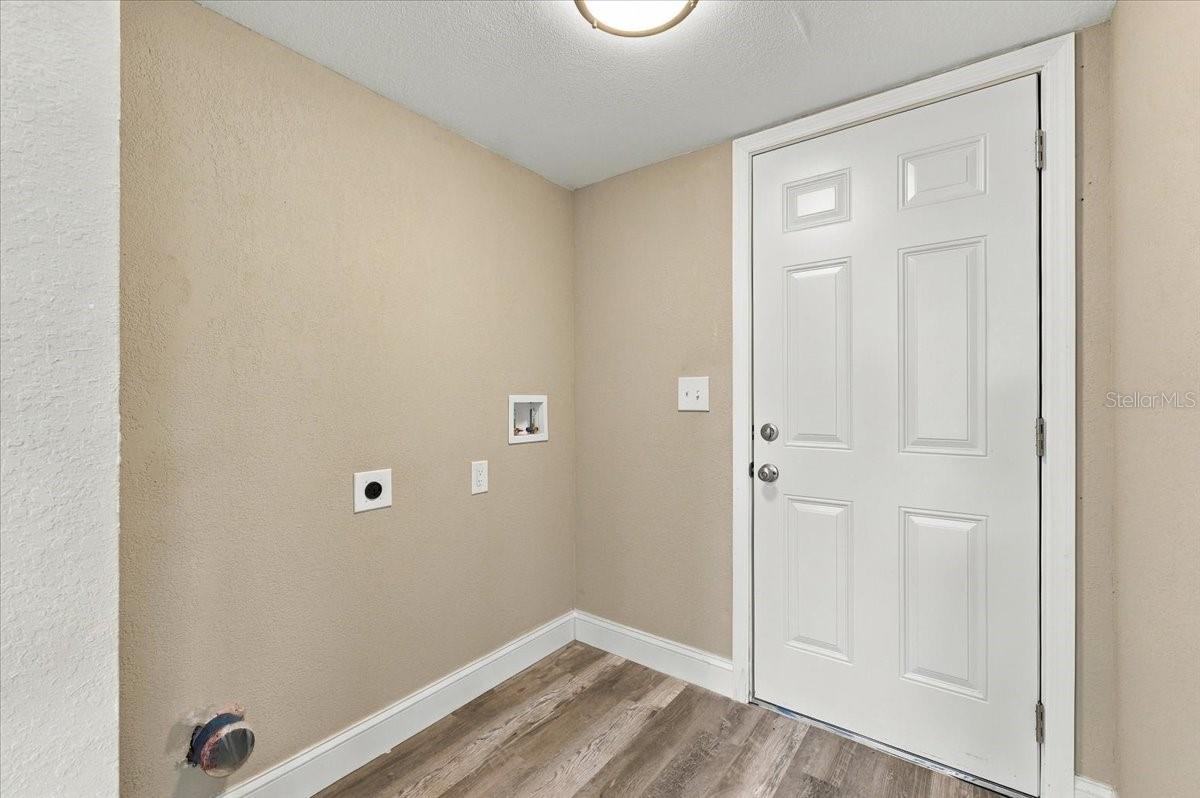 141 3rd Ave Property Photo 30