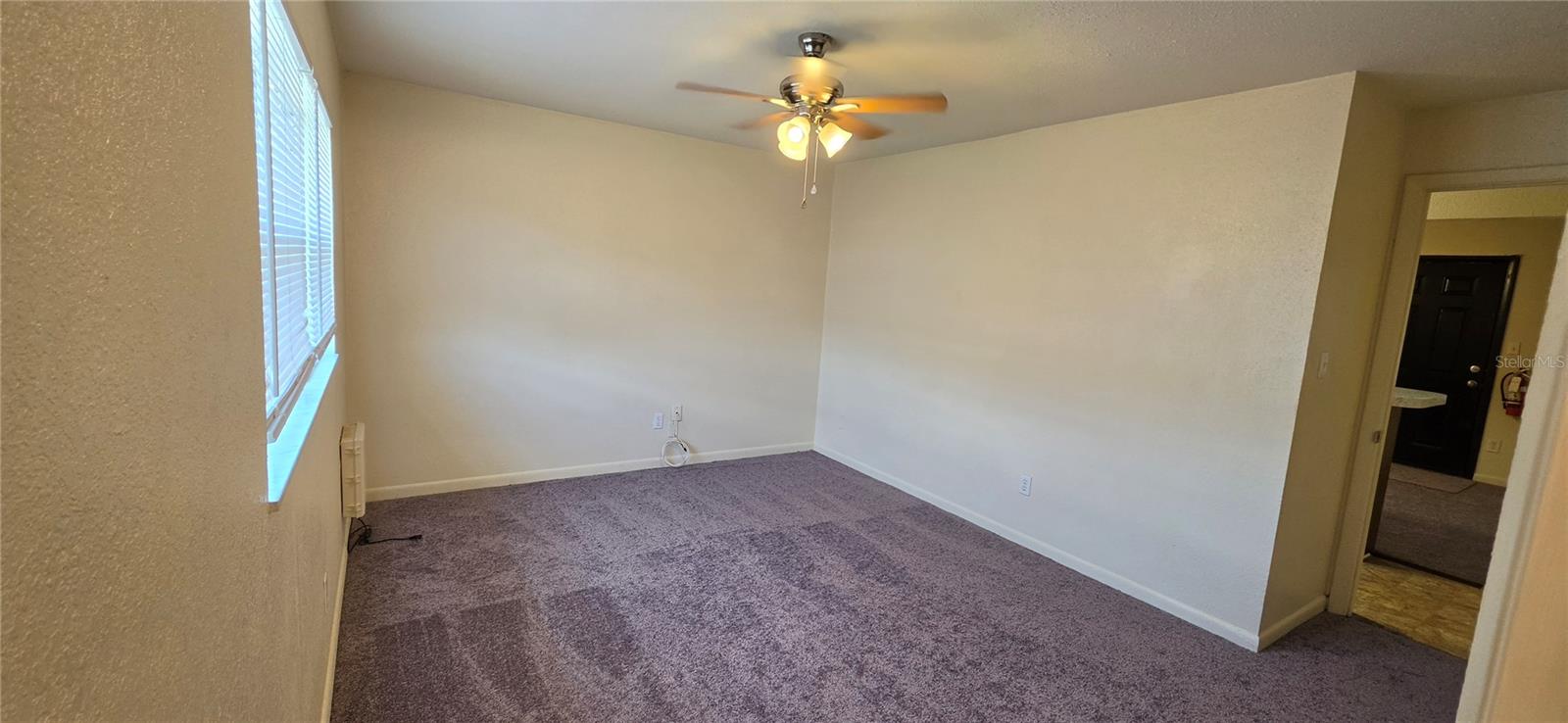 131 Avenue B Ne Property Photo 5