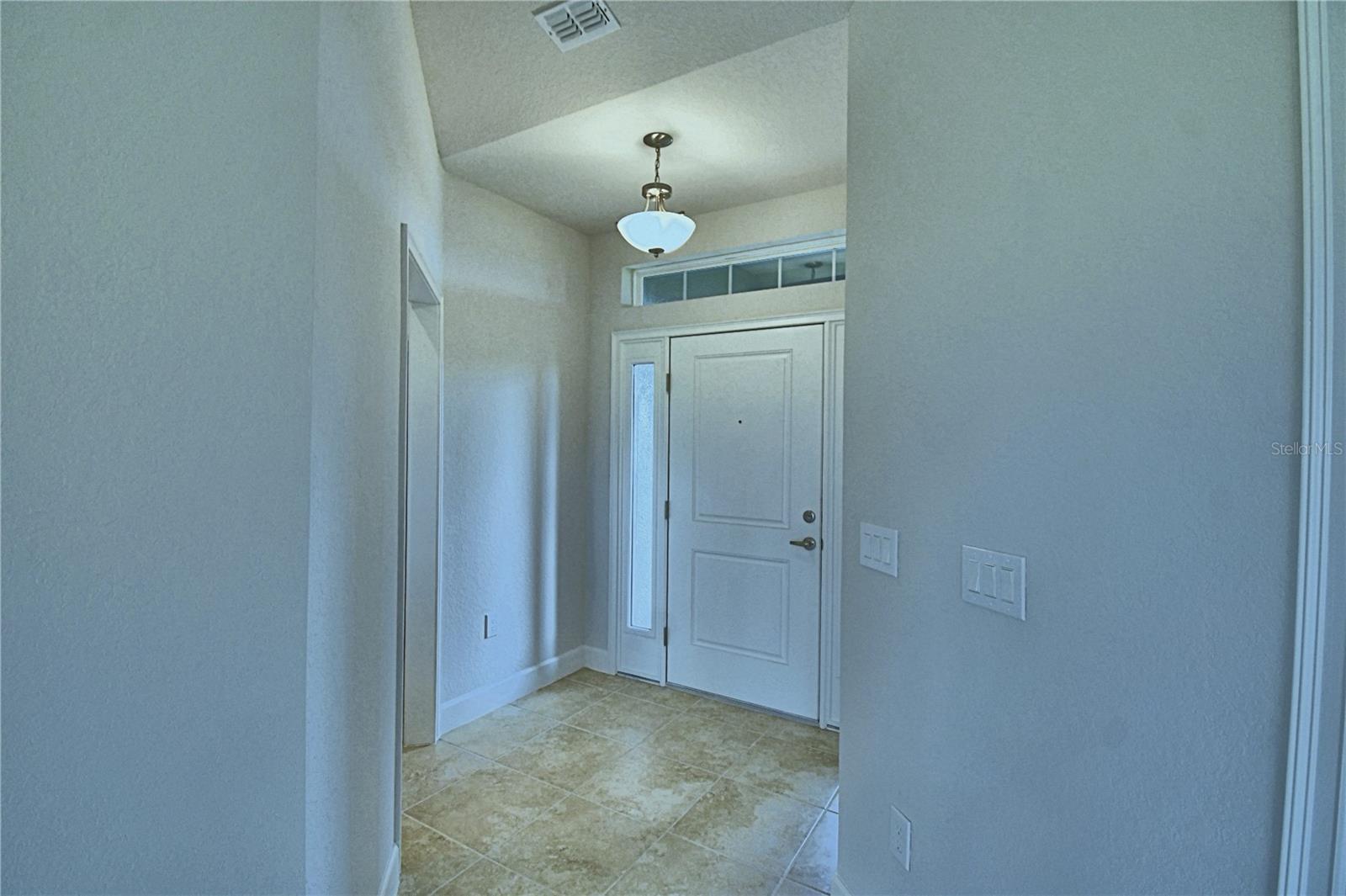4507 Sundew Ln Property Photo 4