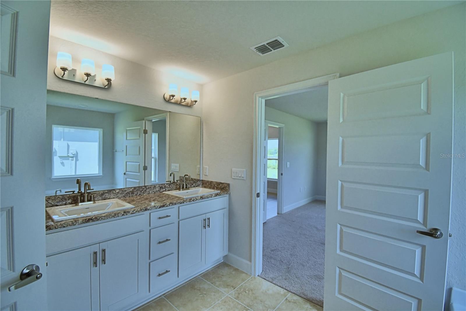 4507 Sundew Ln Property Photo 42