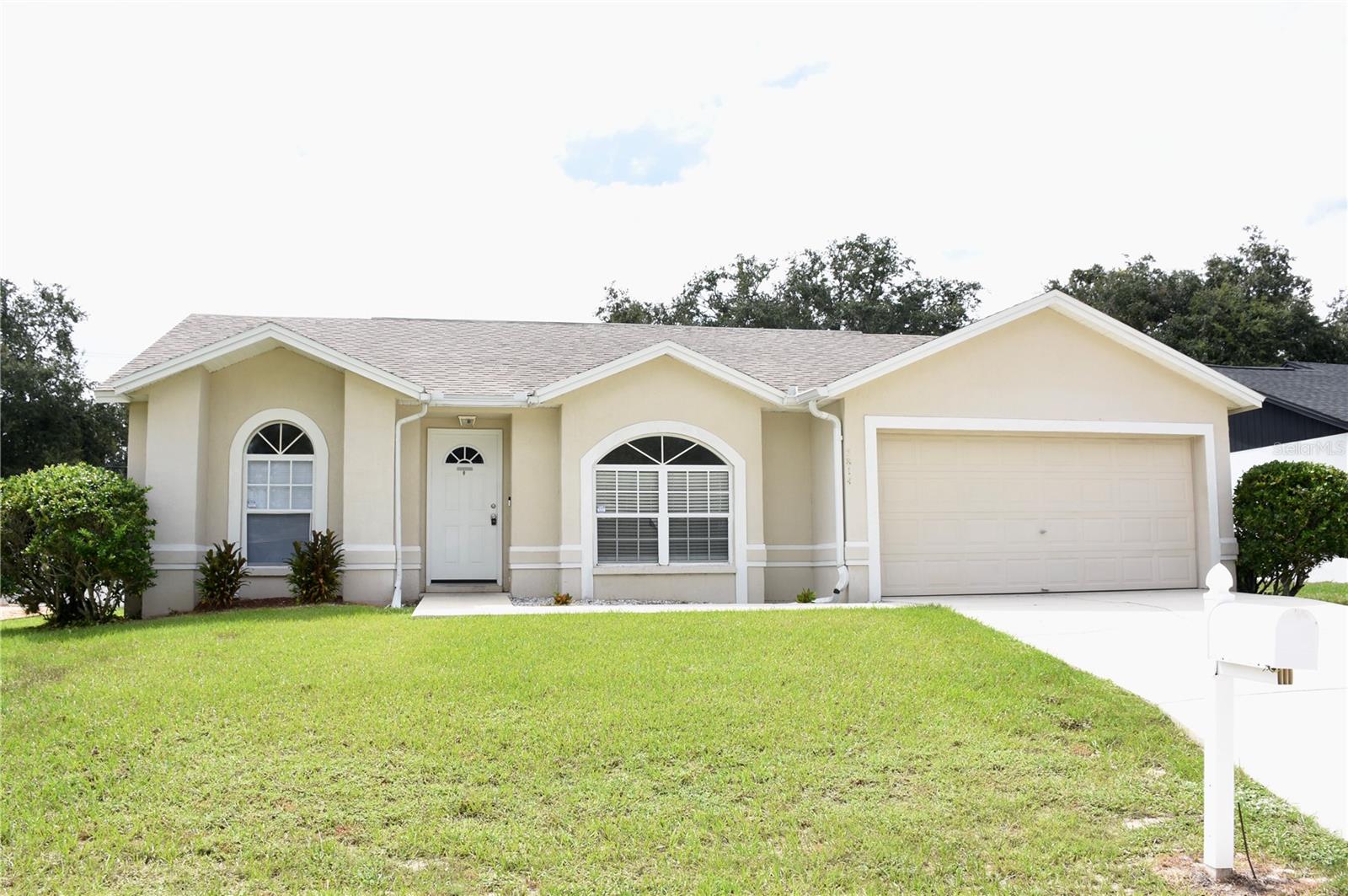 5814 Driftwood Dr Property Photo 1