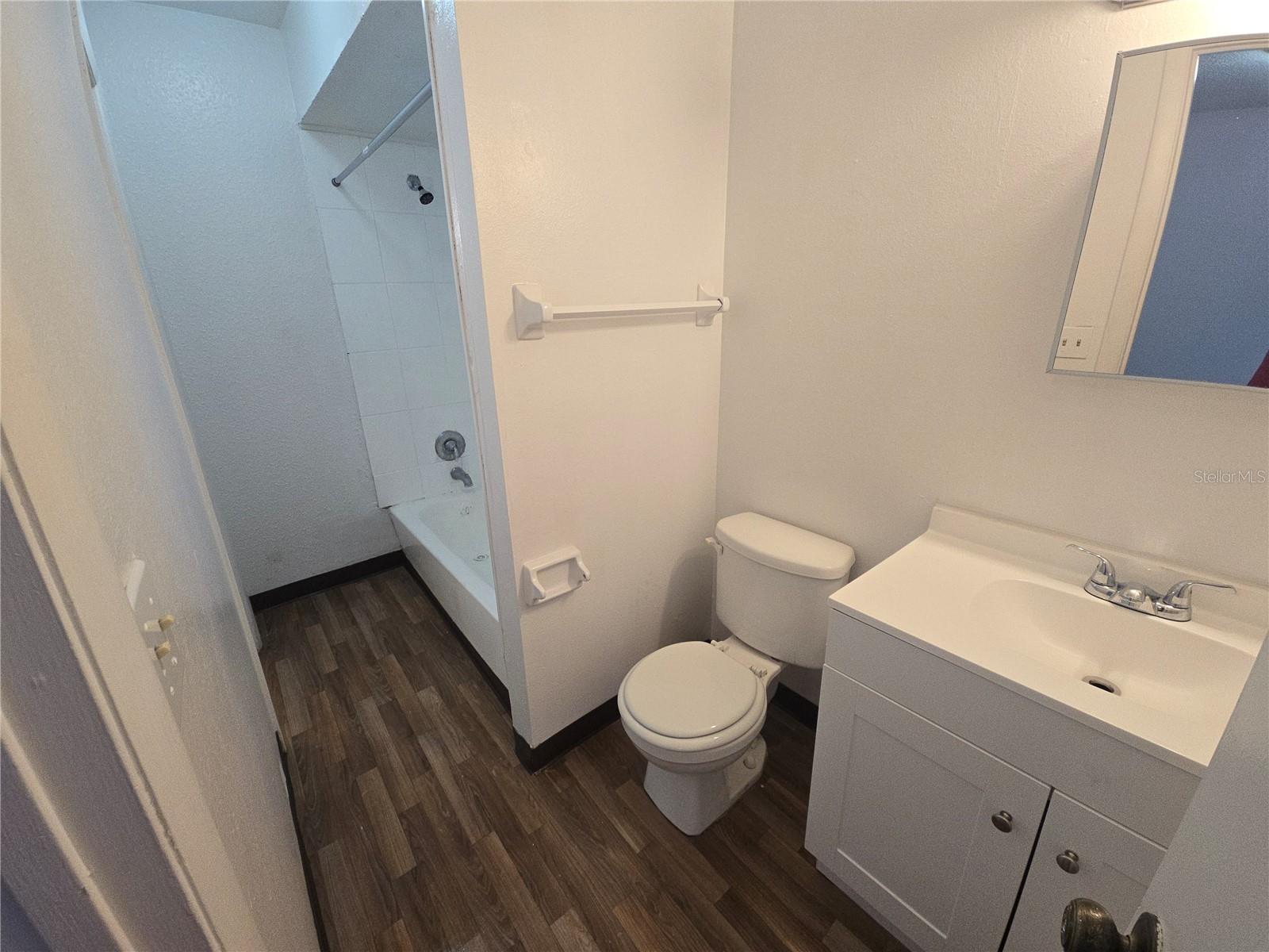 L4965474 Property Photo 9