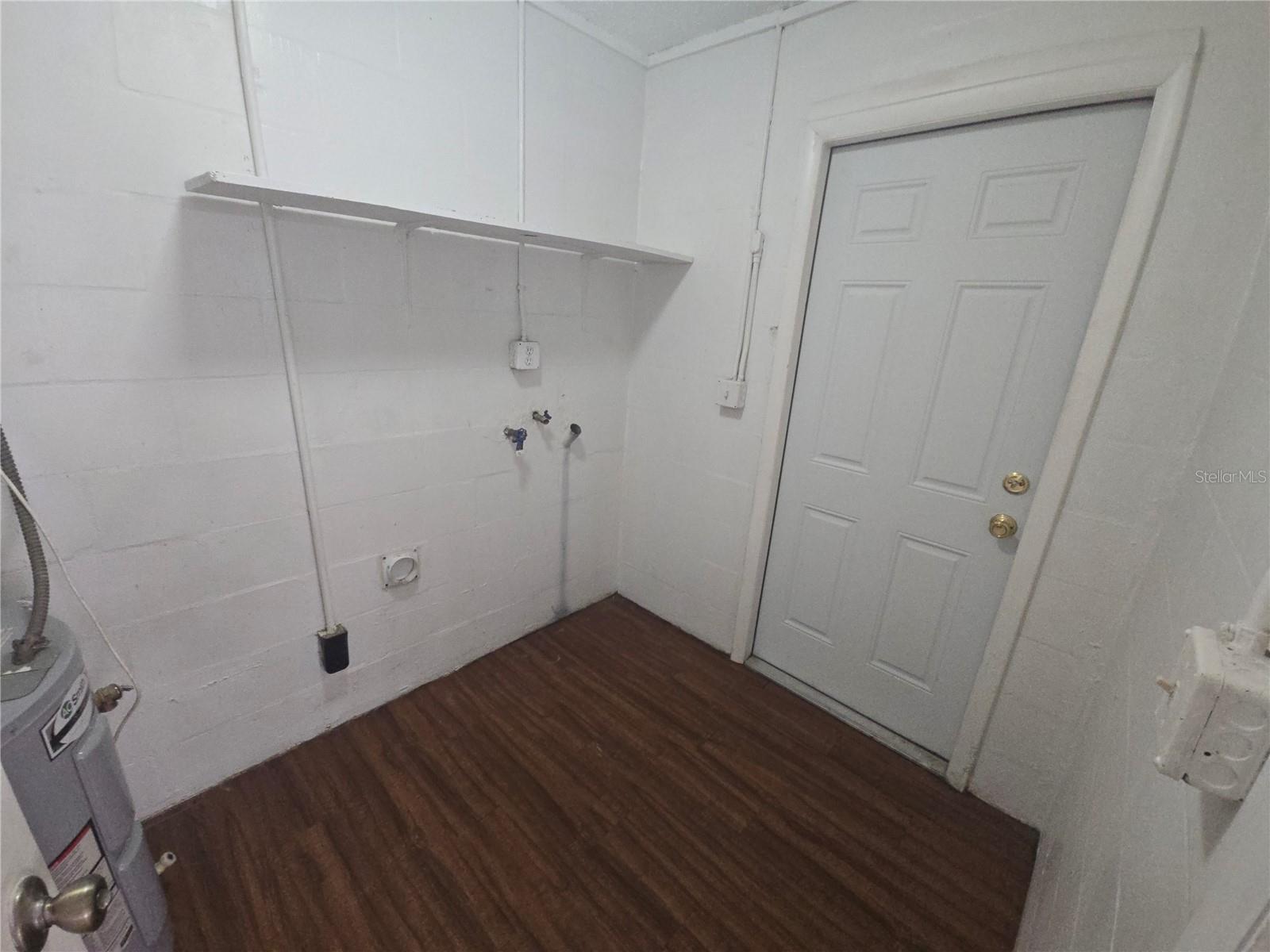 L4965474 Property Photo 12