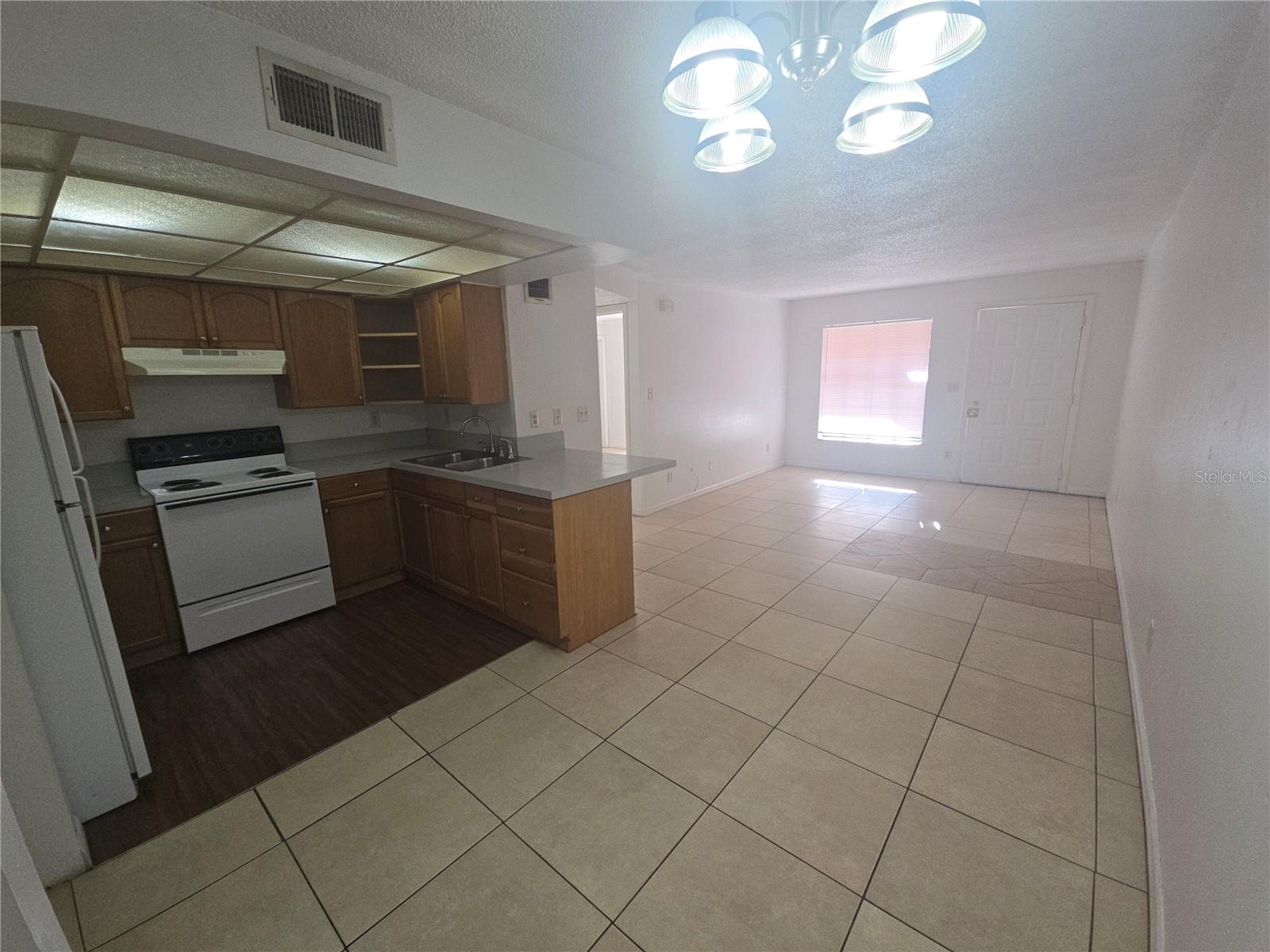 L4965474 Property Photo 15