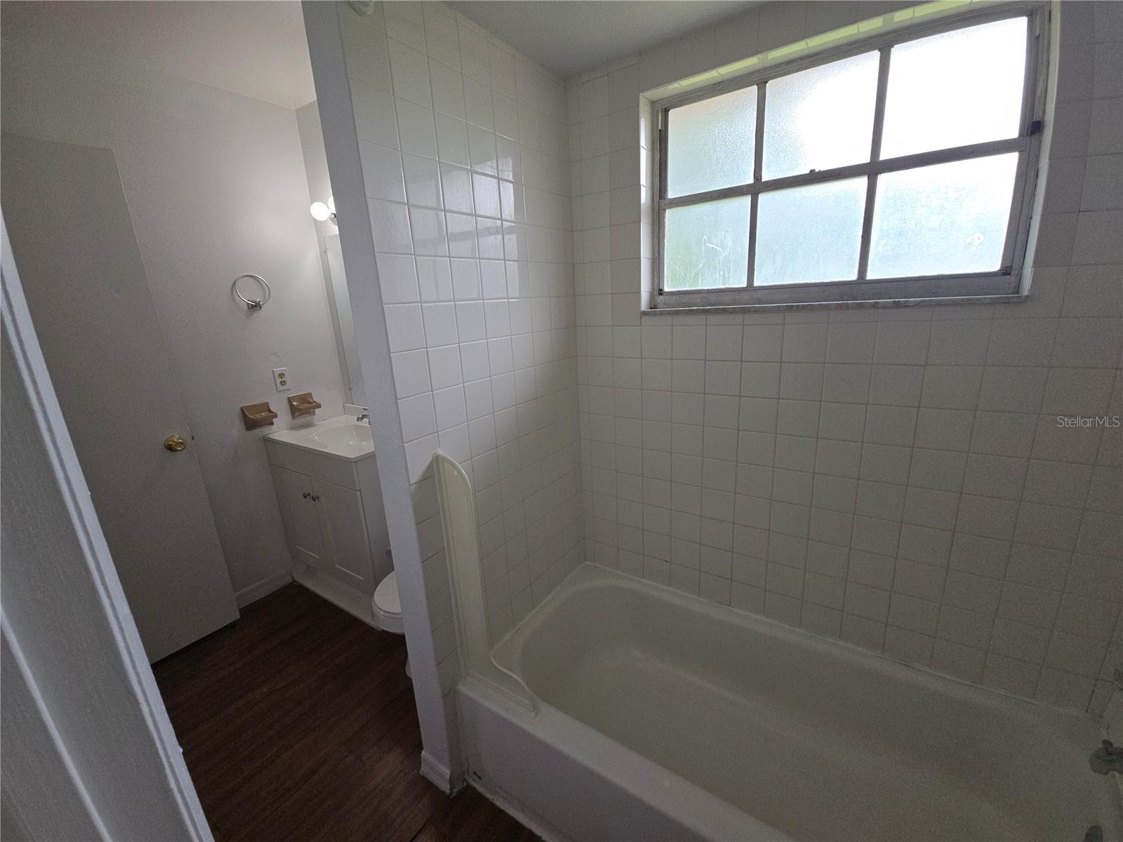 L4965474 Property Photo 20